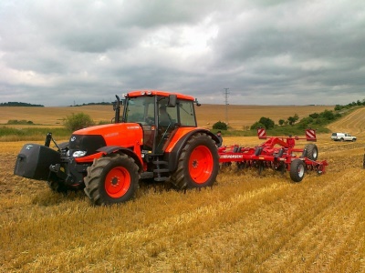 Kubota M 130 X
