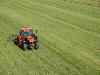 Zemědělský traktor Kubota M5112