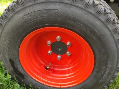 Malotraktor Kubota B2-201