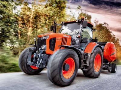 Zemědělský traktor Kubota M7153