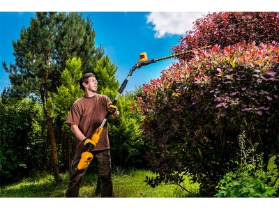 Riwall PRO RAPH 5240 - plotostřih s dlouhým dosahem a aku motorem 40 V (bez baterie a nabíječky)