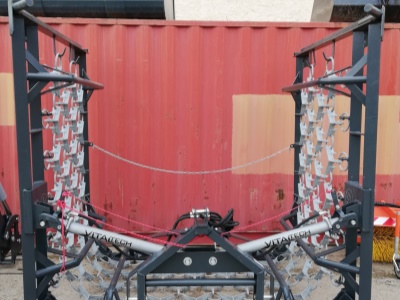 Luční brány 4-řadé hydraulicky skládané APW SNR 5000
