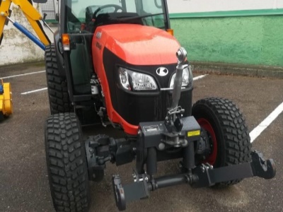 Kubota M7040 Narrow 