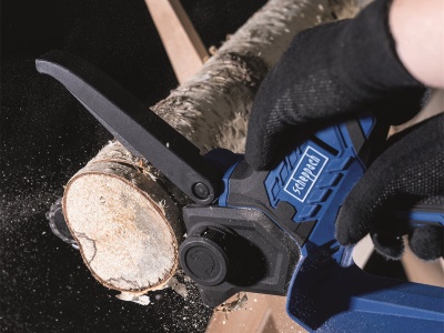 Scheppach C-PS100-X-SET S - 20 V IXES aku prořezávací pila + 2Ah baterie + nabíječka 2,4 A