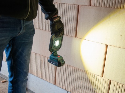 POWPB80500 - Aku LED světlo 20V (bez AKU)