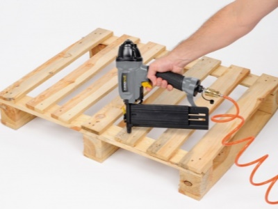 POWAIR0340 - Nastřelovací pistole (hřebíkovačka)