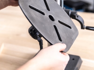 Scheppach TBM 300 Vario - stojanová vrtačka s křížovým laserem a LED osvětlením