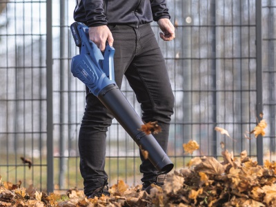 Scheppach C-BL700-X-SET S - 20 V IXES aku foukač + 2Ah baterie + nabíječka 2,4 A