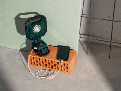 POWPB80500 - Aku LED světlo 20V (bez AKU)