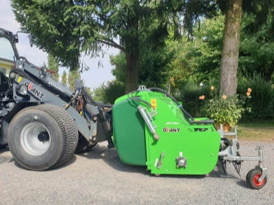 Mulčovač GiANT se sběrným košem