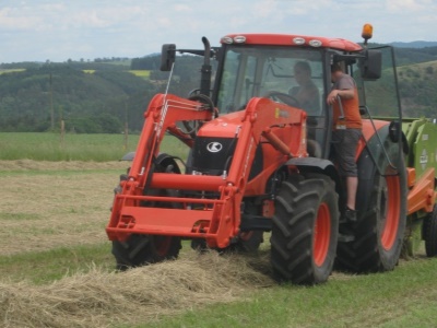 Kubota M 130 X