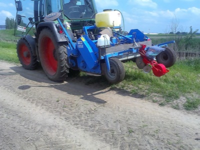 Nesený secí stroj Terradonis JDT - 2 řádky