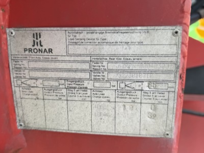 Sklápěcí přívěs Pronar T 683