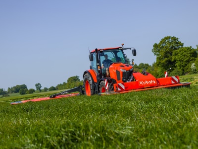 Zemědělský traktor Kubota M6111U