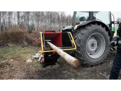 Traktorový špalíkovač PTO Model RP-200 Remet