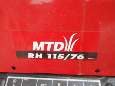 Travní traktor MTD RH 115/76