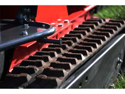 GTM GTS 1300 RG - benzinový drtič dřeva s pásovým pojezdem