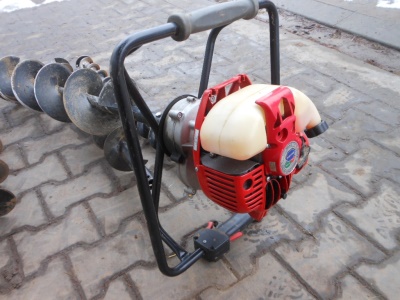 BLUE BIRD NEA 52 - zemní vrták 