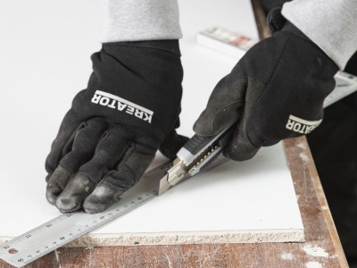 KRTH00205 - Odlamovací nůž 18 mm včetně ořezávátka na tužky