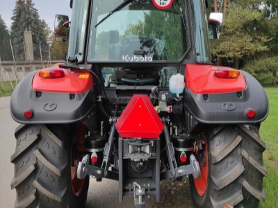 Zemědělský traktor Kubota M4073