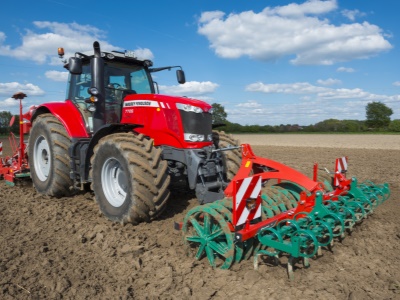 Čelně nesený půdní pěch