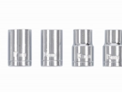 POWX00825 - Aku šroubovák / vrtačka 20V LI-ION  plus  133ks příslušenství