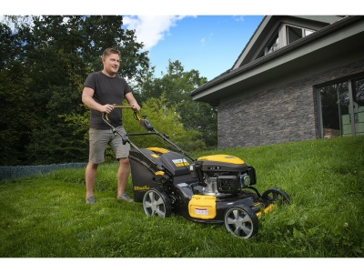 Riwall PRO RPM 5155 V PRO - multifunkční travní sekačka 4 v 1 s benzinovým motorem a variabilním pojezdem