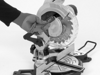 POWX075700 - Pokosová pila 1 500W / 210mm