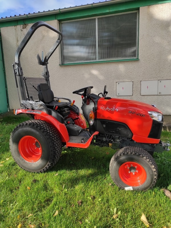 Malotraktor Kubota B2-201