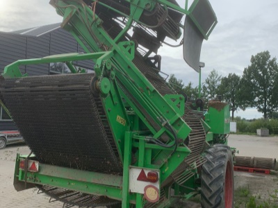 Bramborový kombajn AVR TT 23 SK