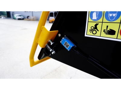 Špalíkovač s elektrickým pohonem Model RPE-120 Remet (11 kW) + Podvozek pro ruční přepravu