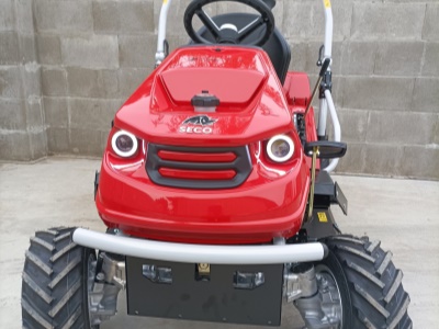 Zahradní traktor Crossjet 4x4