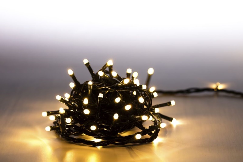 Řetěz světelný 100 LED 5 m - teplá bílá - zelený kabel - 8 funkcí