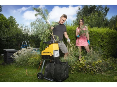 Riwall PRO RES 3044 - Elektrický válcový drtič větví 3000 W