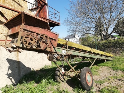 Transportní dopravník