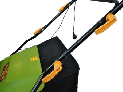 Elektrický vertikutátor Procraft PSC400