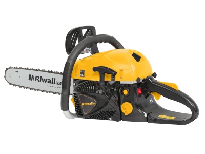 Riwall PRO RPCS 5550 - řetězová pila s benzínovým motorem 55 ccm