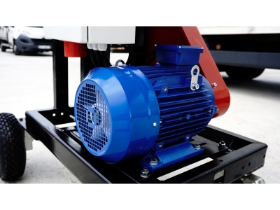 Špalíkovač s elektrickým pohonem Model RPE-120 Remet (11 kW) + Podvozek pro ruční přepravu