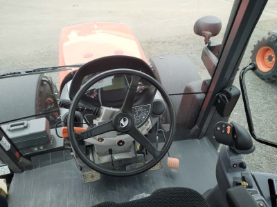 Zemědělský traktor KUBOTA M 7173 
