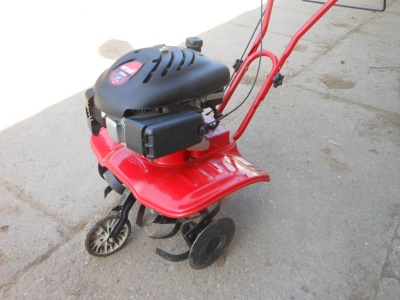 MTD T/245 jednoúčelový benzínový kultivátor - rotavátor - plečka