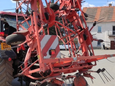 Obraceč píce Kuhn GF8702