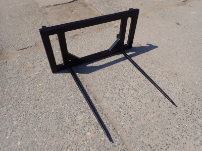 ÚCHYT SE ŠPICEMI (závěs EURO nebo AVANT)