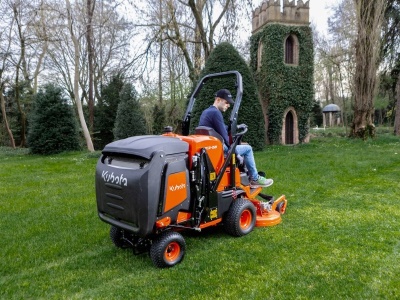 Traktorová sekačka Kubota FC2-221