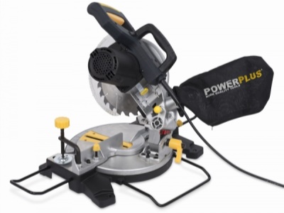 POWX07554 - Pokosová pila 1 500W / 210mm