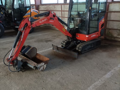 Minibagr Kubota KX0 16-4