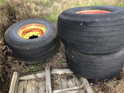 Sklápěcí přívěs Peecon KW 130