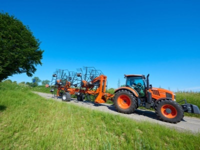 Shrnovač Kubota RA4500