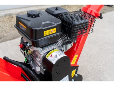 Bubnový štěpkovač se spalovacím motorem RB-50 Remet (7 HP)