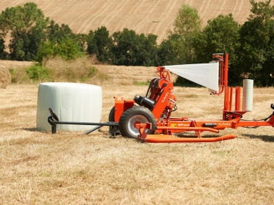 Balička Kubota WR1600