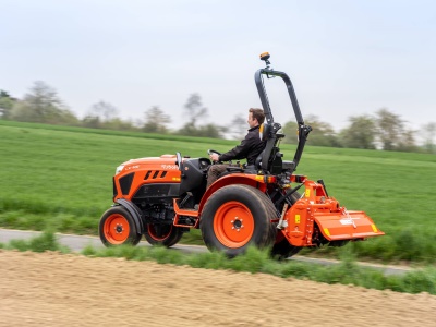 Malotraktor Kubota LX-351 Cab